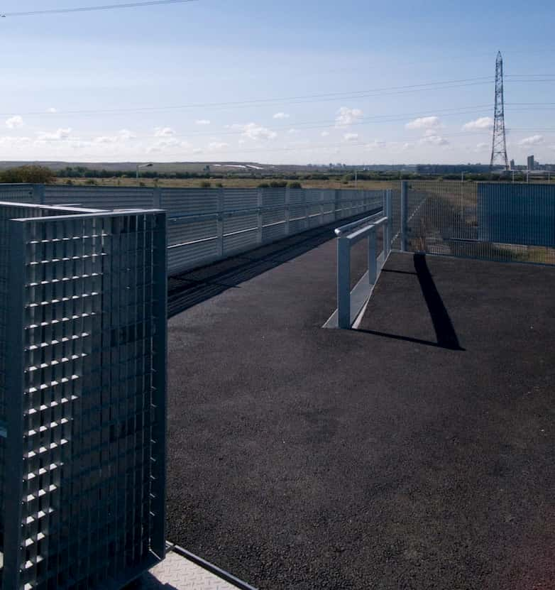 View towards Rainham marsh from the top of the trackway.